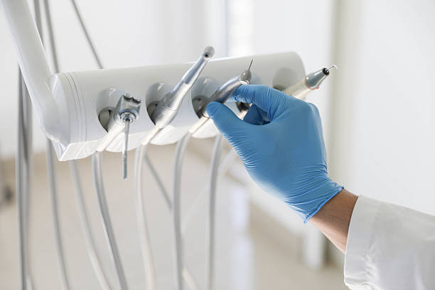 Professional Emergency Dentist technician working in Escalon, CA